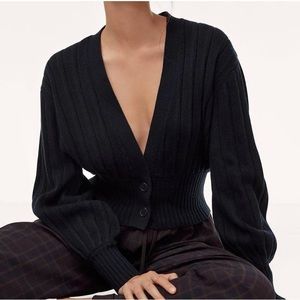 Cropped wool Aritzia cardigan. Size xs.